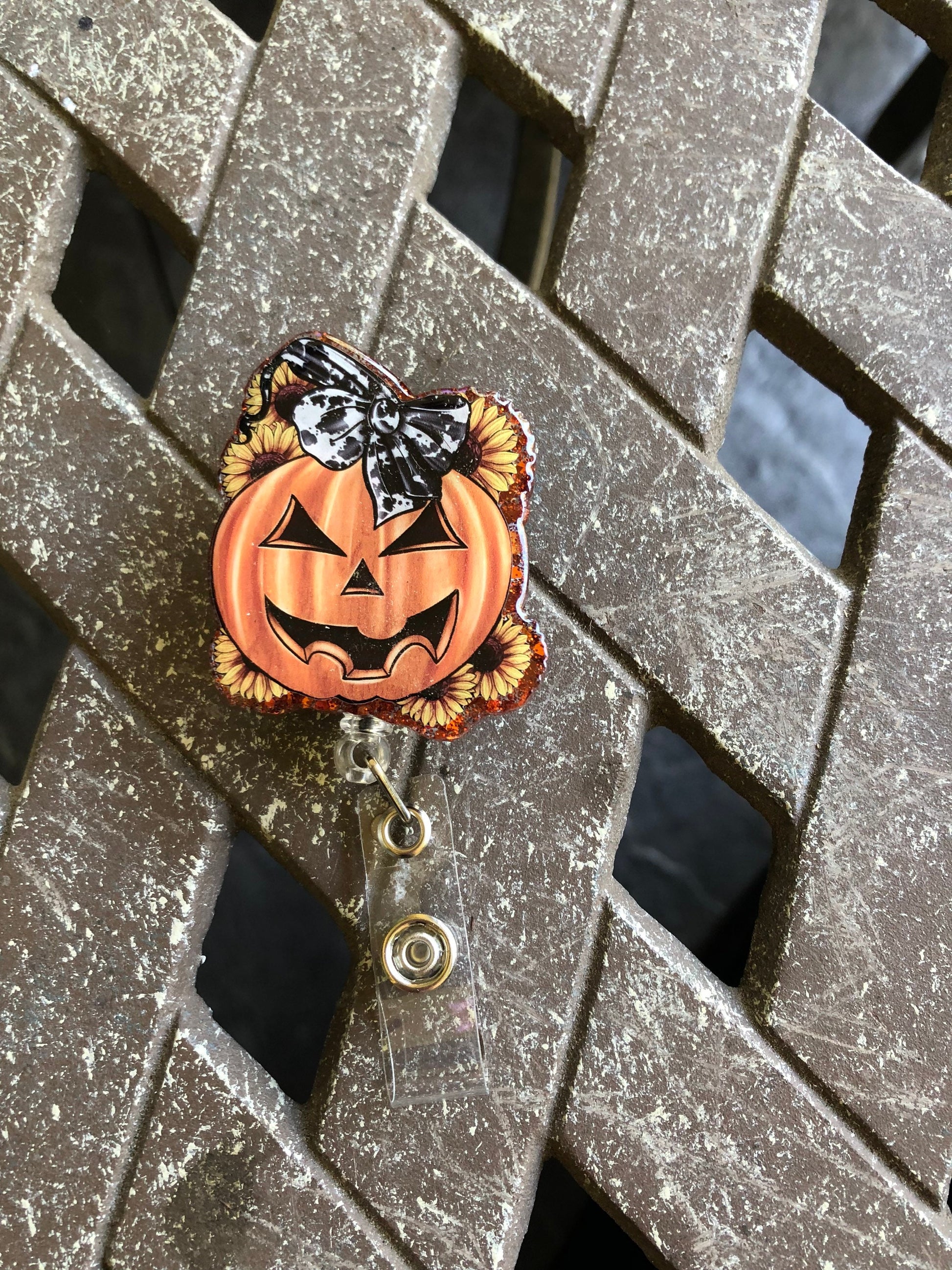 Halloween Pumpkin - Badge Reel - retractable Badge Reel with ALLIGATOR Clip.